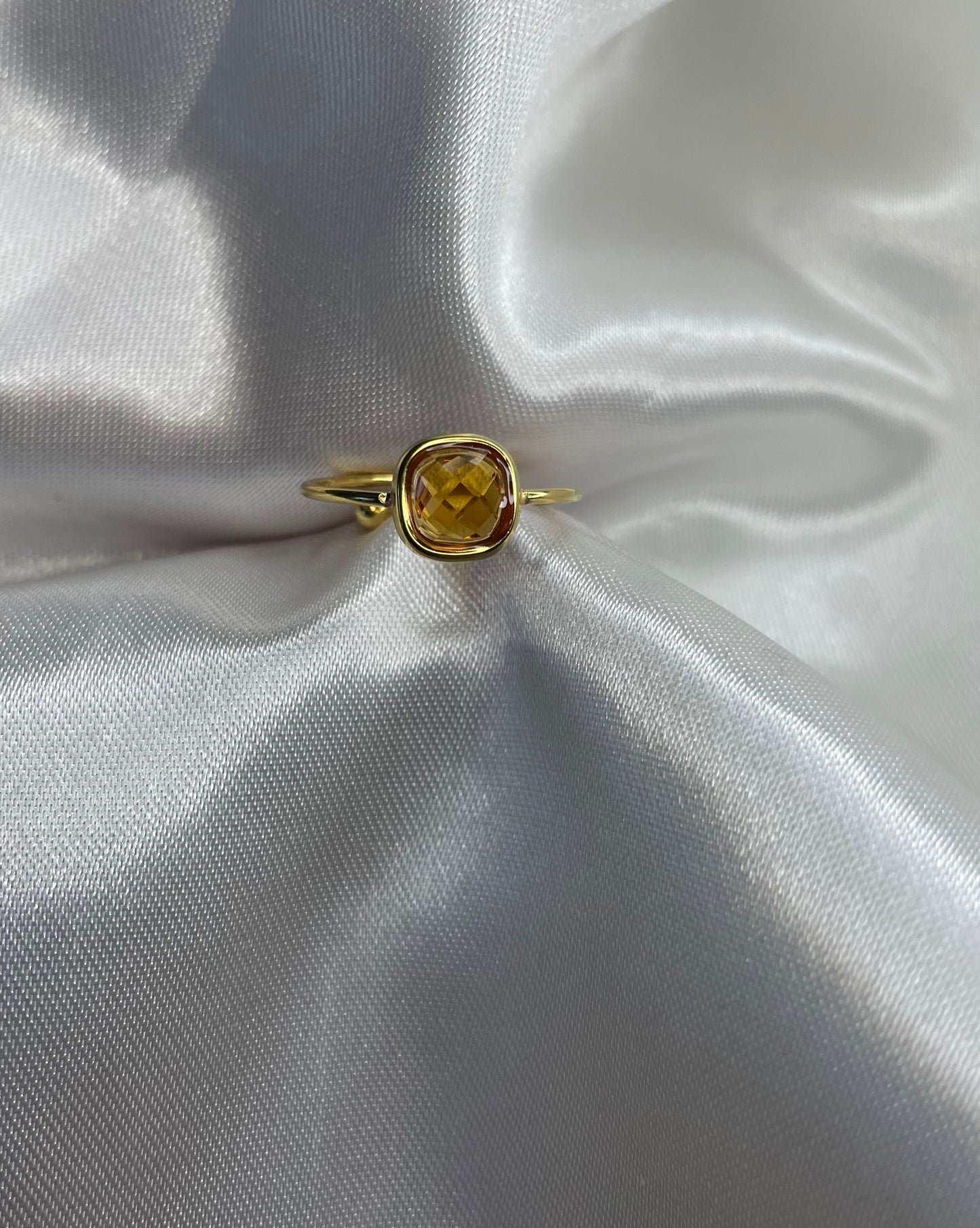 ANELLO PIETRA