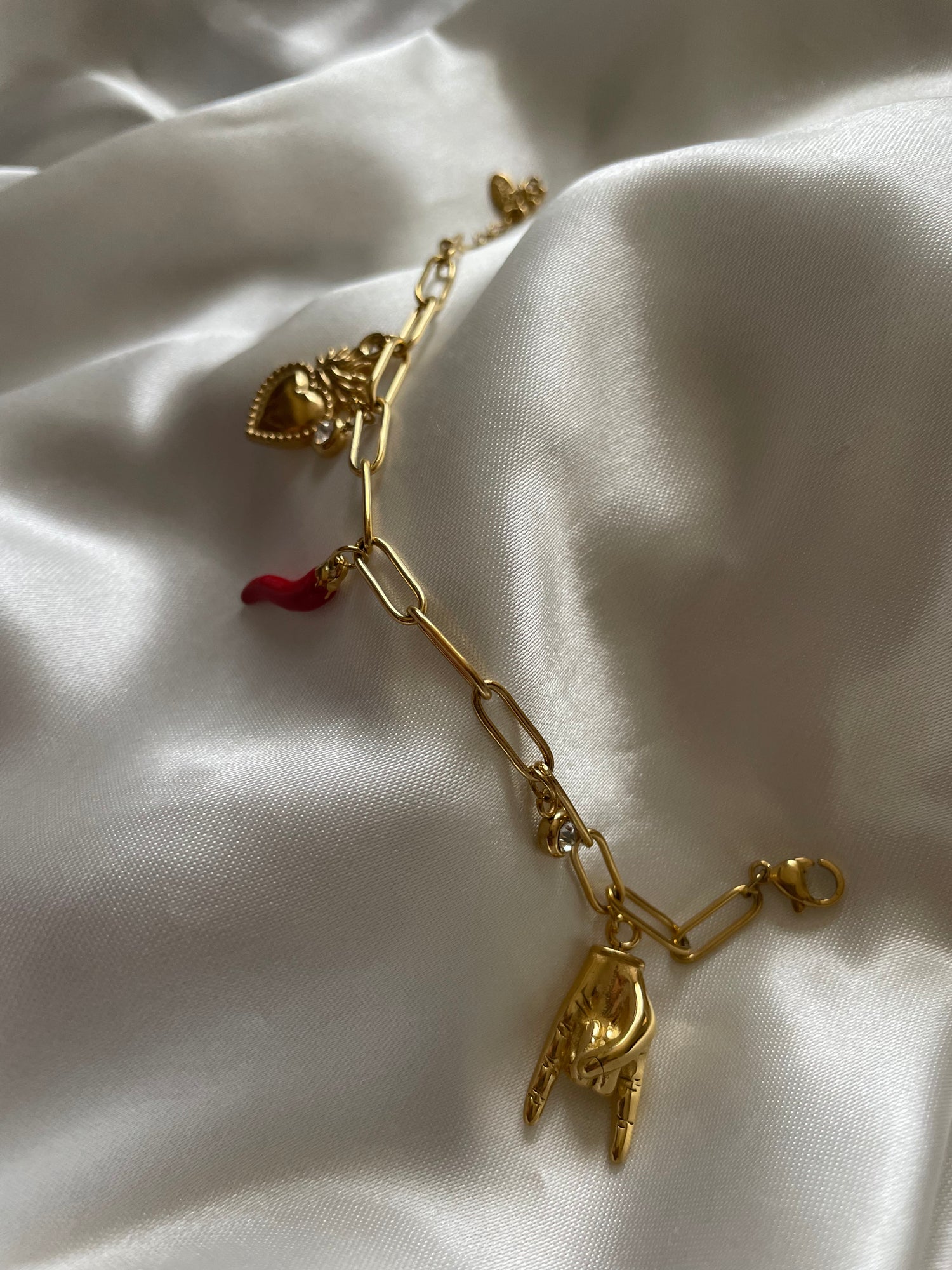 Bracciale Portafortuna – Love Jewelss & Accessories